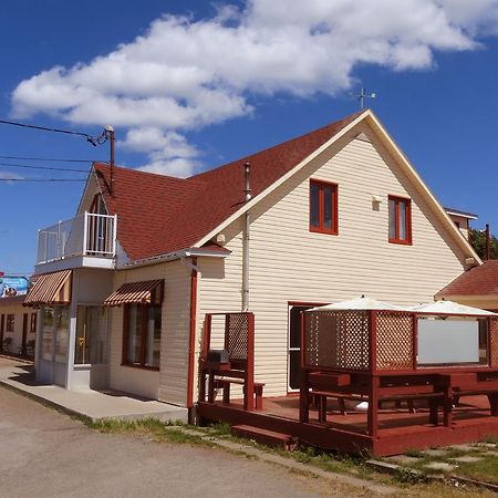 Motel Au Soleil Couchant Rimouski Ngoại thất bức ảnh